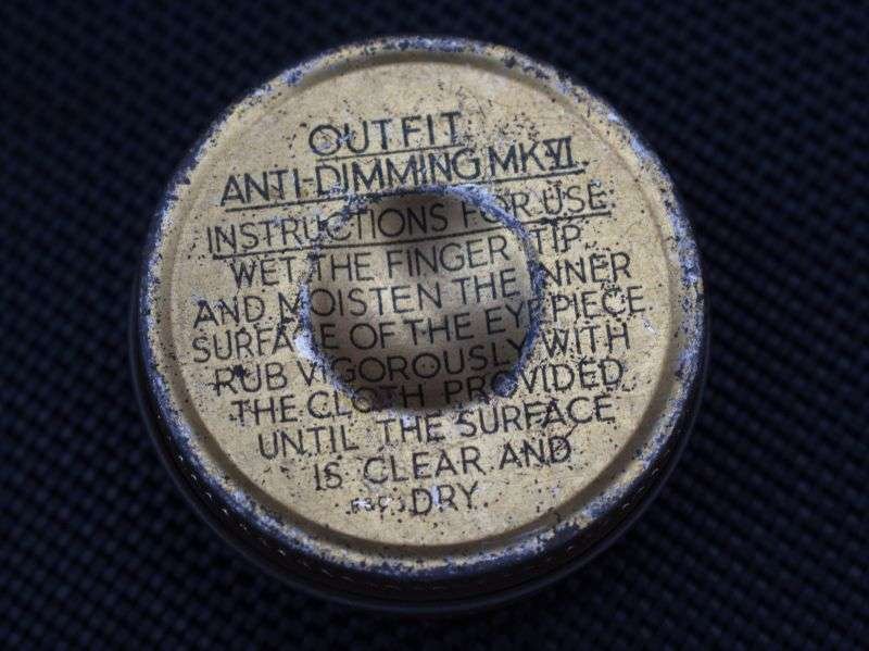 117) WW2 Outfit Anti-Dimming MKVI For Cleaning Respirator RAF Goggles Lenses ETC 1942 — image 7