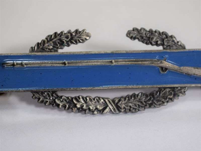 Original WW2 – Vietnam? Combat Infantry Award Breast Badge — image 5