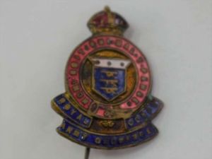 12 WW2 Royal Army Ordnance Corps Enamelled Sweetheart Brooch