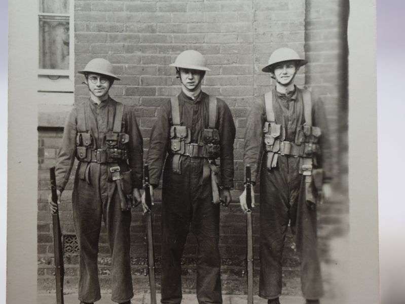 A Set of 6 Original 1930s – early WW2 Photos, all the same man — image 7