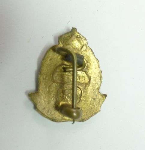25 WW1 WW2 East Lancashire Regt Sweetheart Brooch — image 3