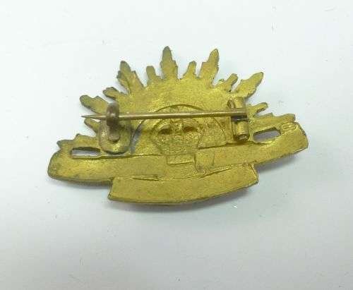 10 WW1 WW2 Australian Pin Back Sweetheart Brooch — image 3