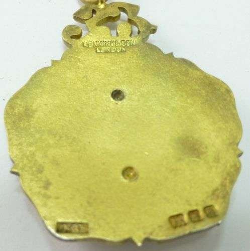 Group of 4 Male & Female Issue Masonic Medals — image 8