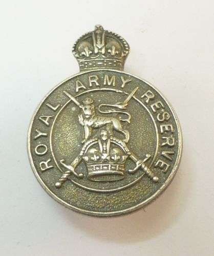 British Royal Army Reserve Silver Lapel Badge 1938 — image 2