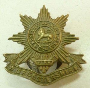 WW1 era Worcestershire Regiment Lapel Badge