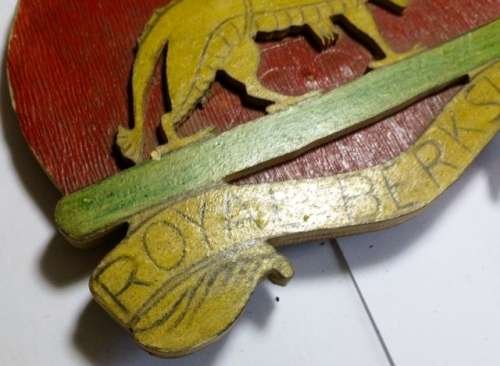 WW1 WW2 Wooden Royal Berkshire Badge — image 4