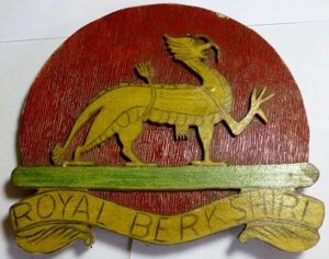 WW1 WW2 Wooden Royal Berkshire Badge