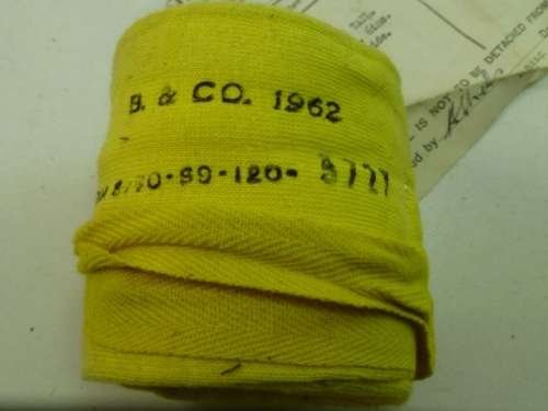 British Army Sealed Pattern Yellow Horse Tail Bandage — image 5