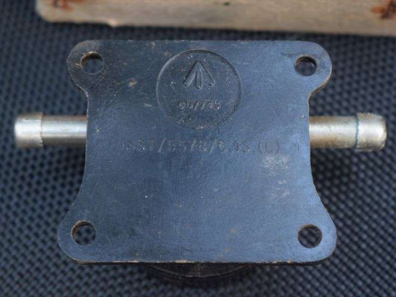 46) WW2 RAF Oxygen Flow Indicator MKII, 6D/743 In Original Box — image 4