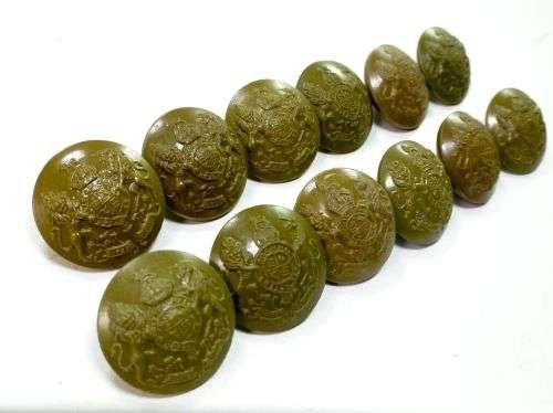 12 Original WW2 General Service Plastic Buttons — image 4