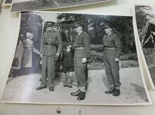 A set of 9 early 1950s Photos 49 AA Workshop Coy REME — image 8