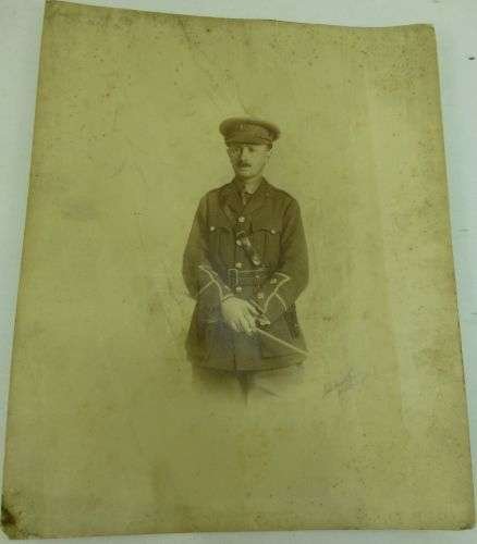 WW1 Portrait Photograph Of Lieutenant in the Essex Regiment — image 2