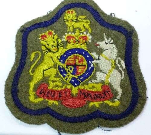 Post WW2 Regimental Sergeant Majors Cloth Badge — image 3