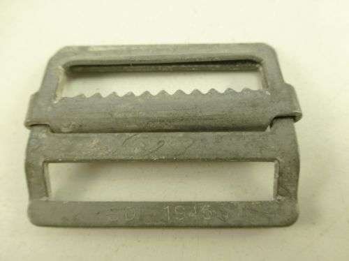 Original WW2 British Army Battledress Waist Buckle Dated 1943 — image 3