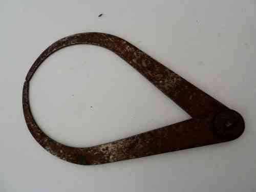 WW2 RAF Air Ministry Marked Measuring Callipers — image 2