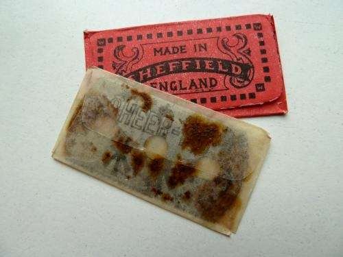 WW2 British Army Escape & Evasion Razor Blade Compass — image 3