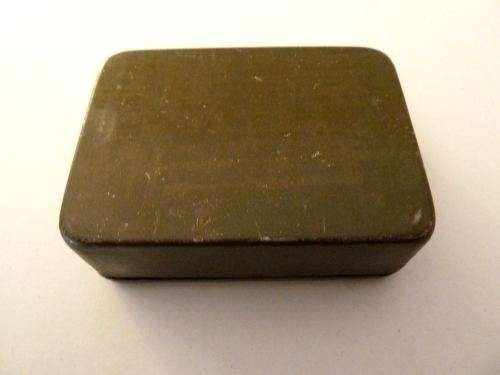 Small WW2 SOE Home Guard, Special Forces Percussion Cap Tin 1944 — image 2