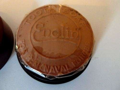 WW2 Royal Navy Issue Bakelite Pot Containing Tooth Soap — image 4