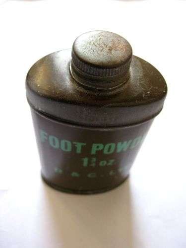 Mid WW2 British Army Issue Foot Powder — image 3