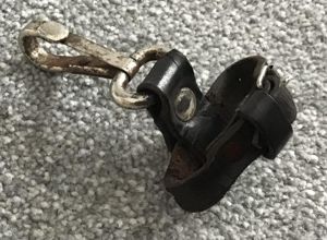 Third Reich SS Dagger Vertical Hanger