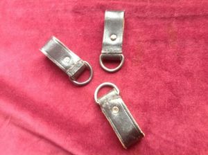Third reich Ss/nskk black leather 'D' ring belt clips