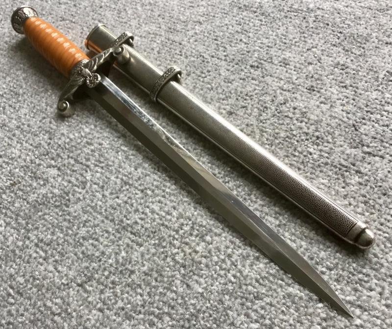 Third Reich Army Officers Dagger-Eickhorn+Distributor Marked — image 5