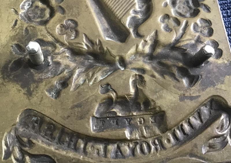 18th Royal Irish Regiment Cross Belt plaque — image 3