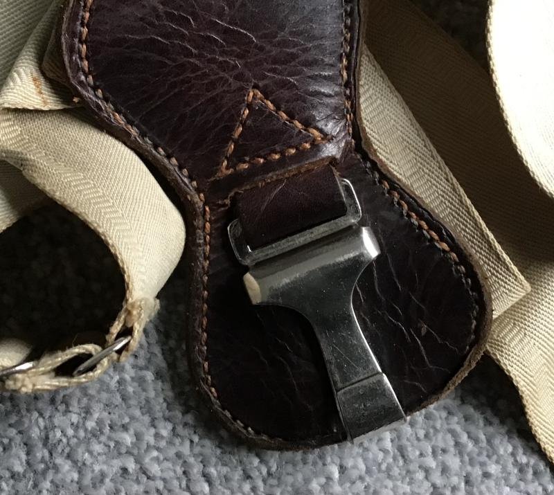 Third Reich 'Over The Shoulder' Sword or Dagger Hanger — image 4