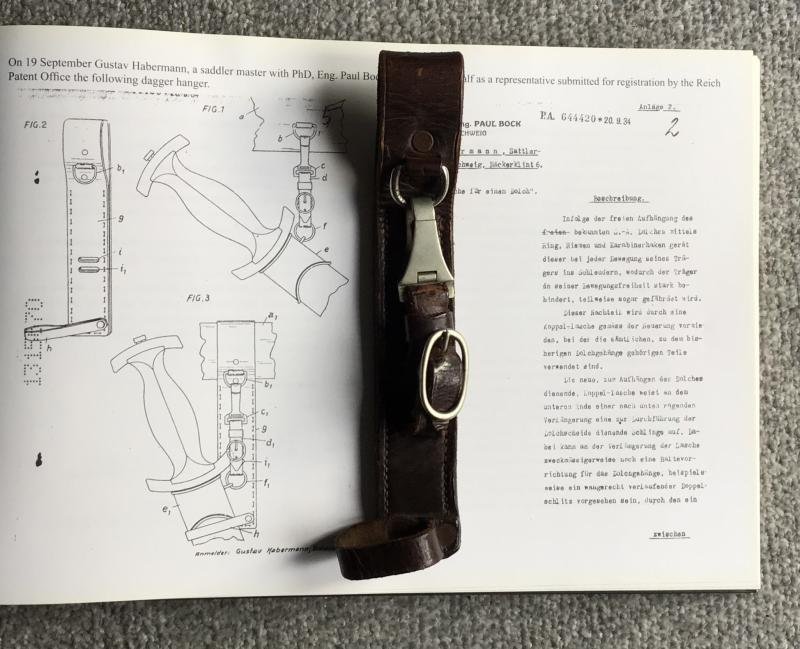 Third Reich SA Dagger Vertical Hanger — image 3