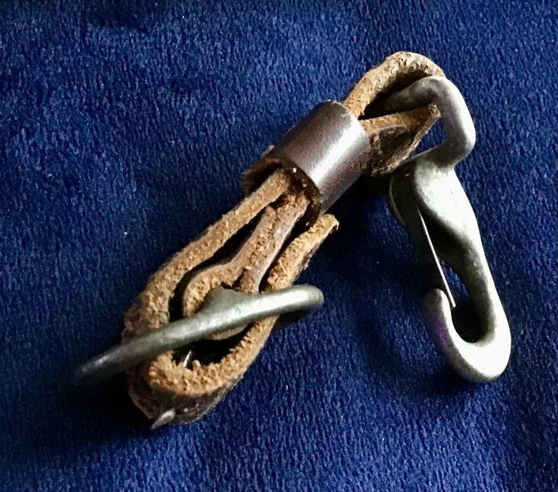 Third Reich SA Dagger Single Piece Hanger — image 5