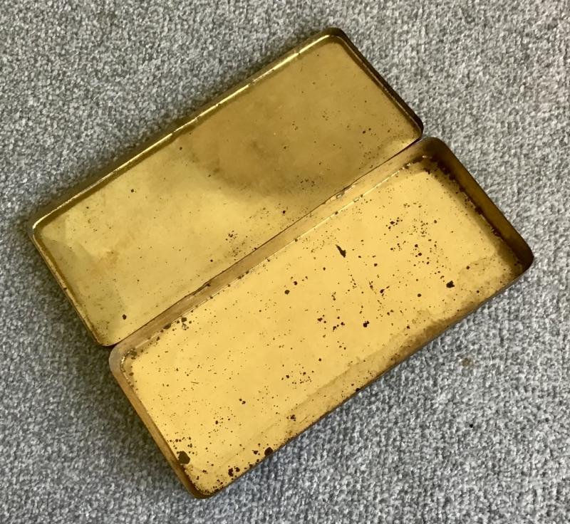 WW1 Chocolate Gift Tin — image 3