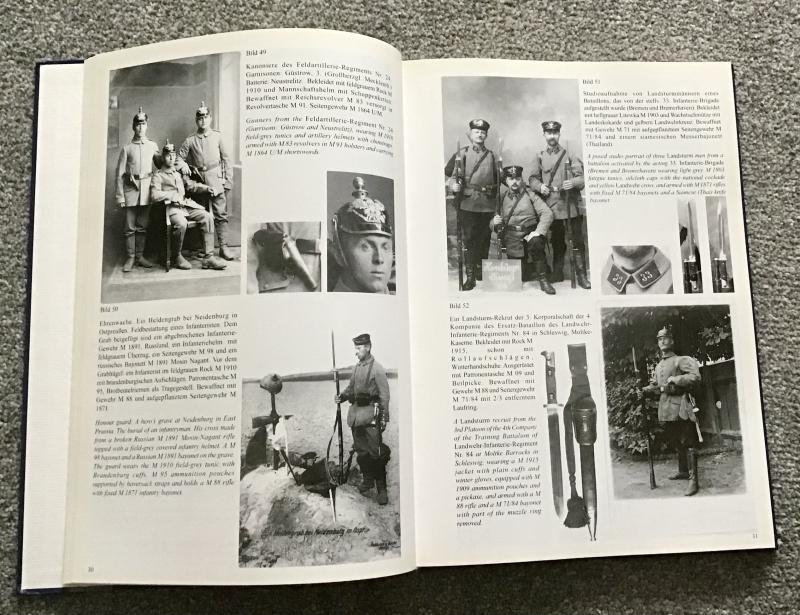 Collector Books-'German Uniforms and Bayonets 1841-1945' — image 5