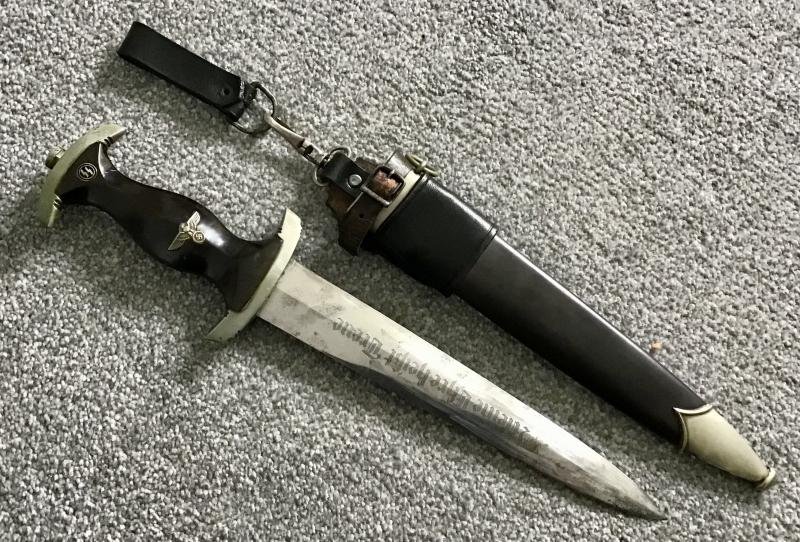 Third Reich SS Erased Röhm Dagger-Eickhorn with Vertical Hanger — image 2