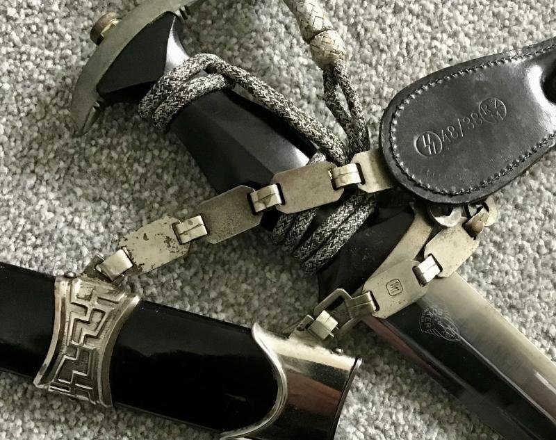 Third Reich SS Chained Dagger-Böker with Capture Details — image 4