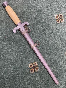 A GOOD EXAMPLE OF ARMY OFFICERS DAGGER BY ALCOSO.