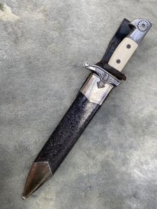 ORIGINAL TENO MANS DAGGER WITH FROG 'BARGAIN PRICED'.