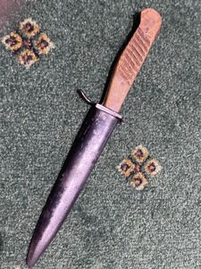 IMPERIAL GERMAN WW1 TRENCH KNIFE.