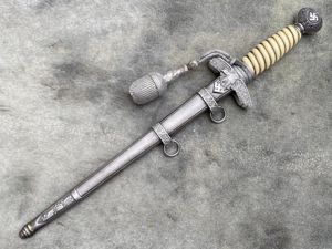 A NICE 2nd Pattn LUFTWAFFE DAGGER BY RARER MAKER ANTON …