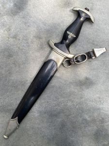 A VERY GOOD EXAMPLE OF A TRANSITIONAL '33 SS DAGGER …
