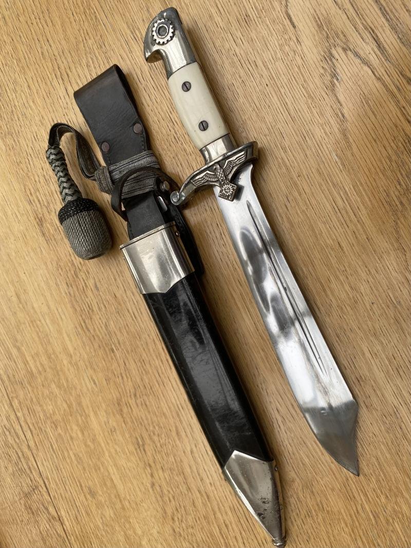 TENO HEWER COMPLETE WITH FROG AND ORIGINAL KNOT-LOWEST NUMBER I HAVE SEEN. — image 6