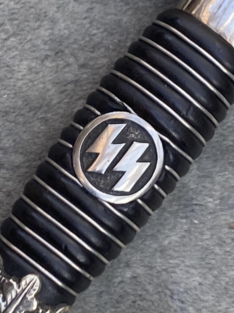 A FANTASTIC EXAMPLE OF THE LONGEST SS OFFICERS DEGEN I HAVE OWNED! — image 4