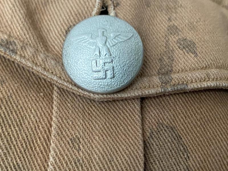 AN EARLY PRE-1939 NADAP BROWN UNIFORM SHIRT. — image 5