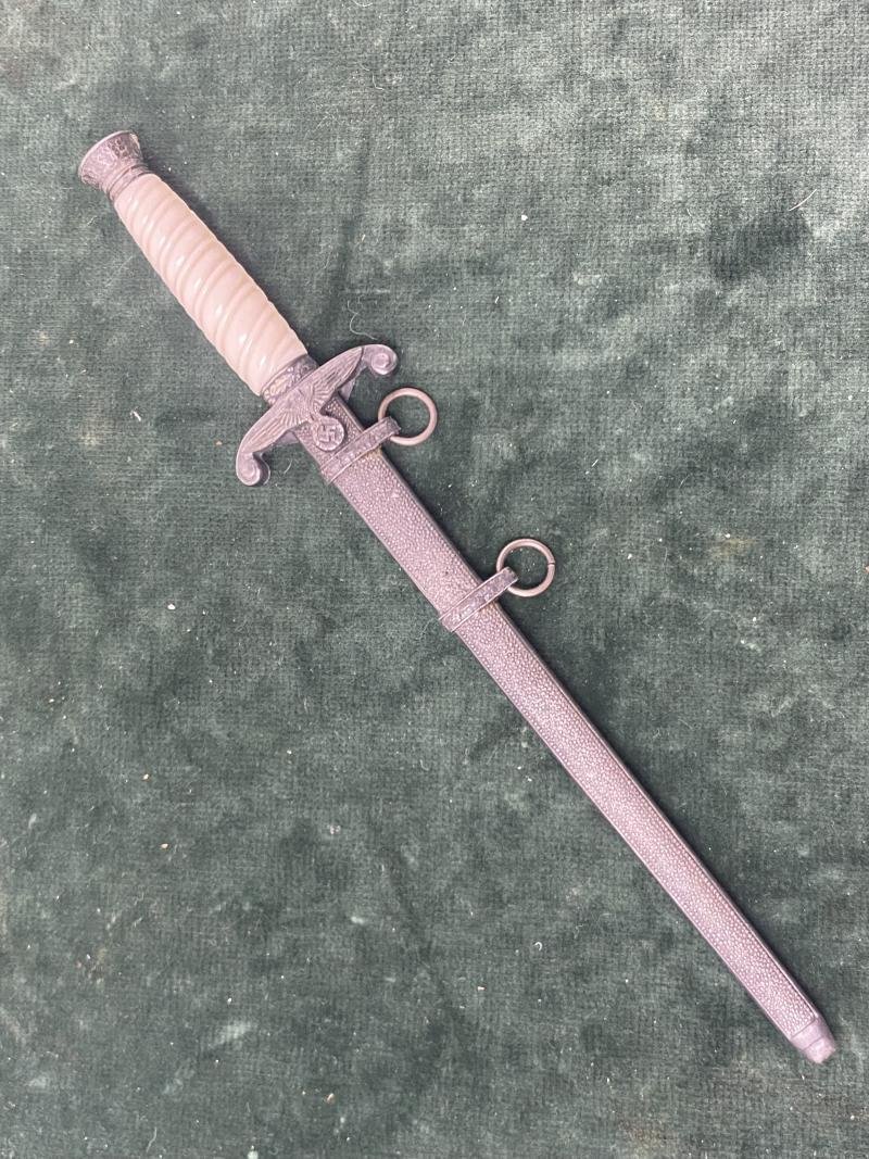 A SUPER AND MINT CONDITIONED MINIATURE ARMY DAGGER BY HORSTER. — image 2