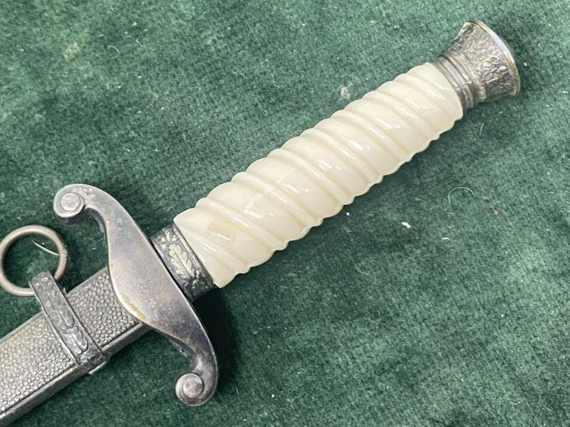 A SUPER AND MINT CONDITIONED MINIATURE ARMY DAGGER BY HORSTER. — image 5