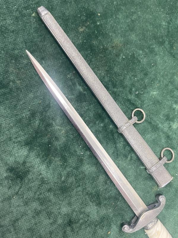 A SUPER AND MINT CONDITIONED MINIATURE ARMY DAGGER BY HORSTER. — image 7