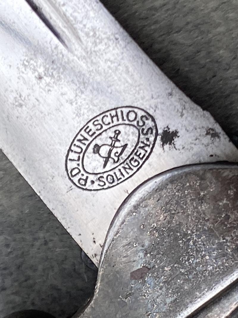 AN EXCELLENT EXAMPLE OF A RAD OFFICERS DAGGER COMPLETE WITH LEATHER STRAPS. — image 10