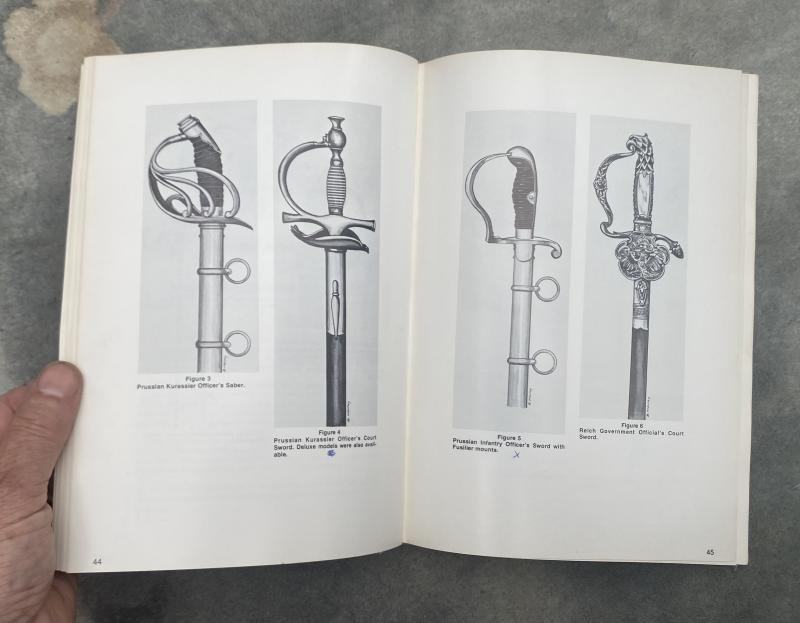 EDGED WEAPONS OF THE THIRD REICH VOL IV. — image 6