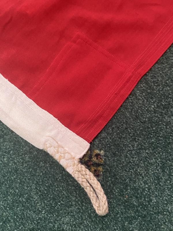 SUPERB EXAMPLE OF A NEAR MINT REICHSKRIEGSFLAG. — image 4