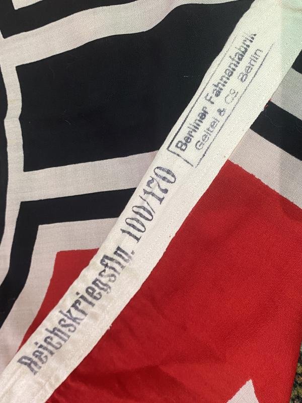 SUPERB EXAMPLE OF A NEAR MINT REICHSKRIEGSFLAG. — image 6