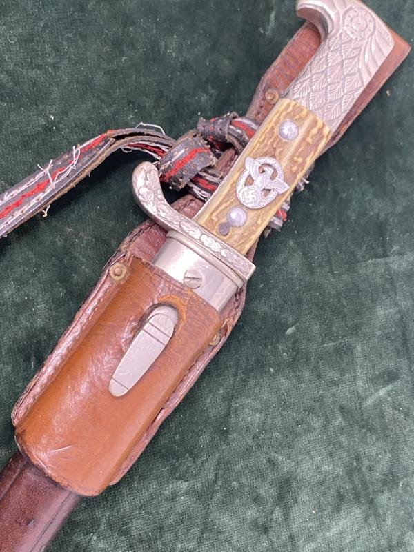 A LONG RURAL POLICE BAYONET BY ALCOSO WITH FROG AND PORTEPEE. — image 3